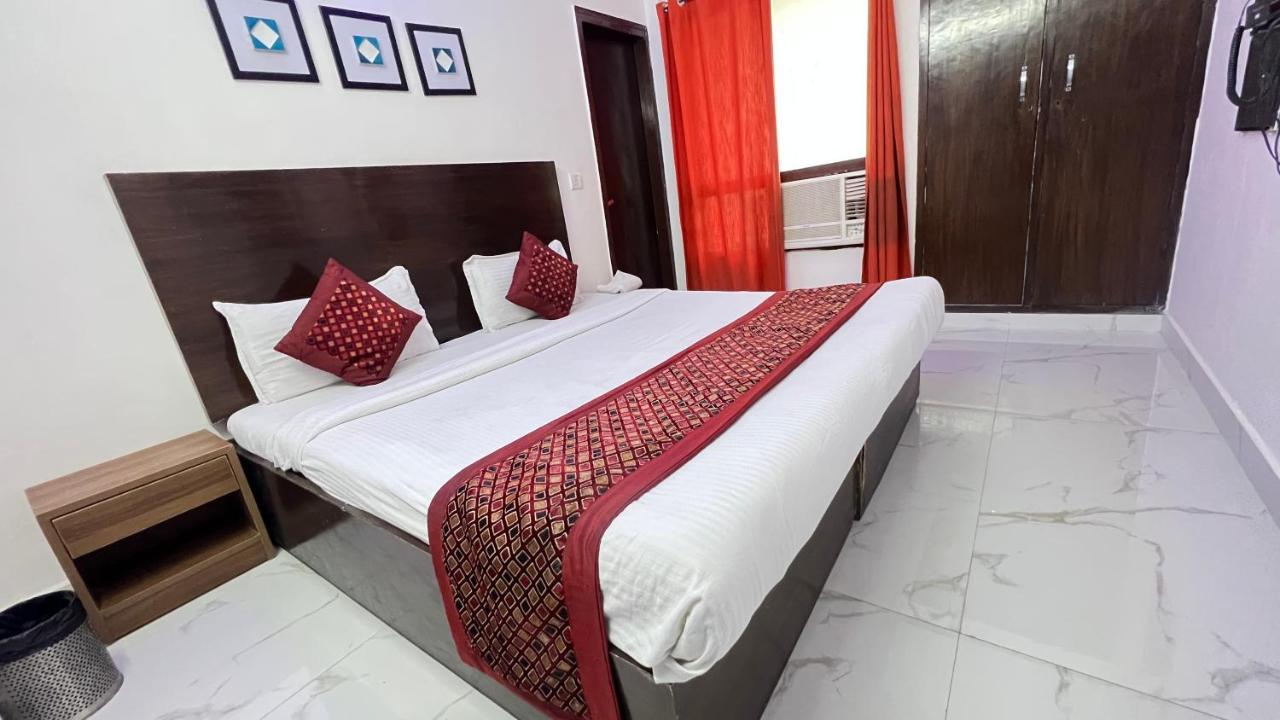 Bed and Breakfast The Dream House Nuova Delhi Esterno foto