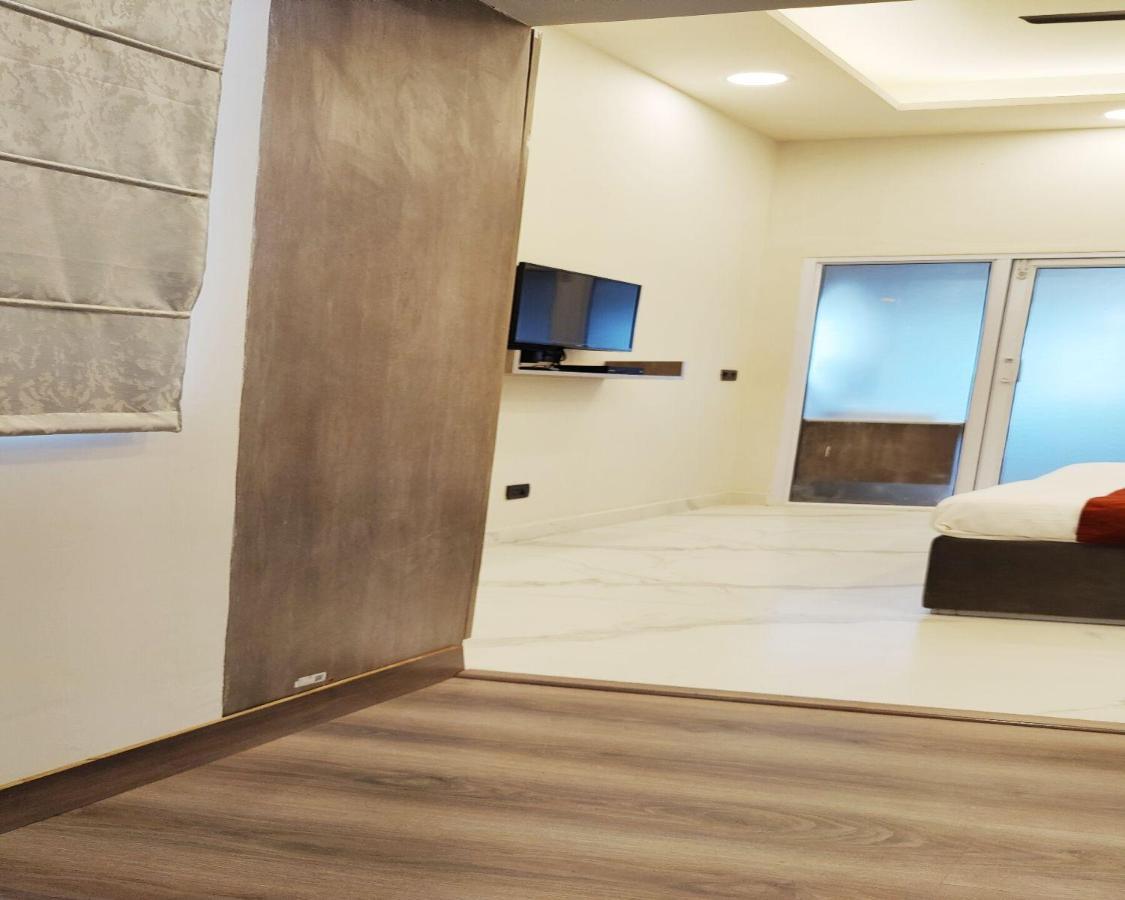 Bed and Breakfast The Dream House Nuova Delhi Esterno foto