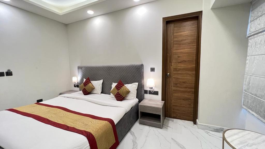 Bed and Breakfast The Dream House Nuova Delhi Esterno foto